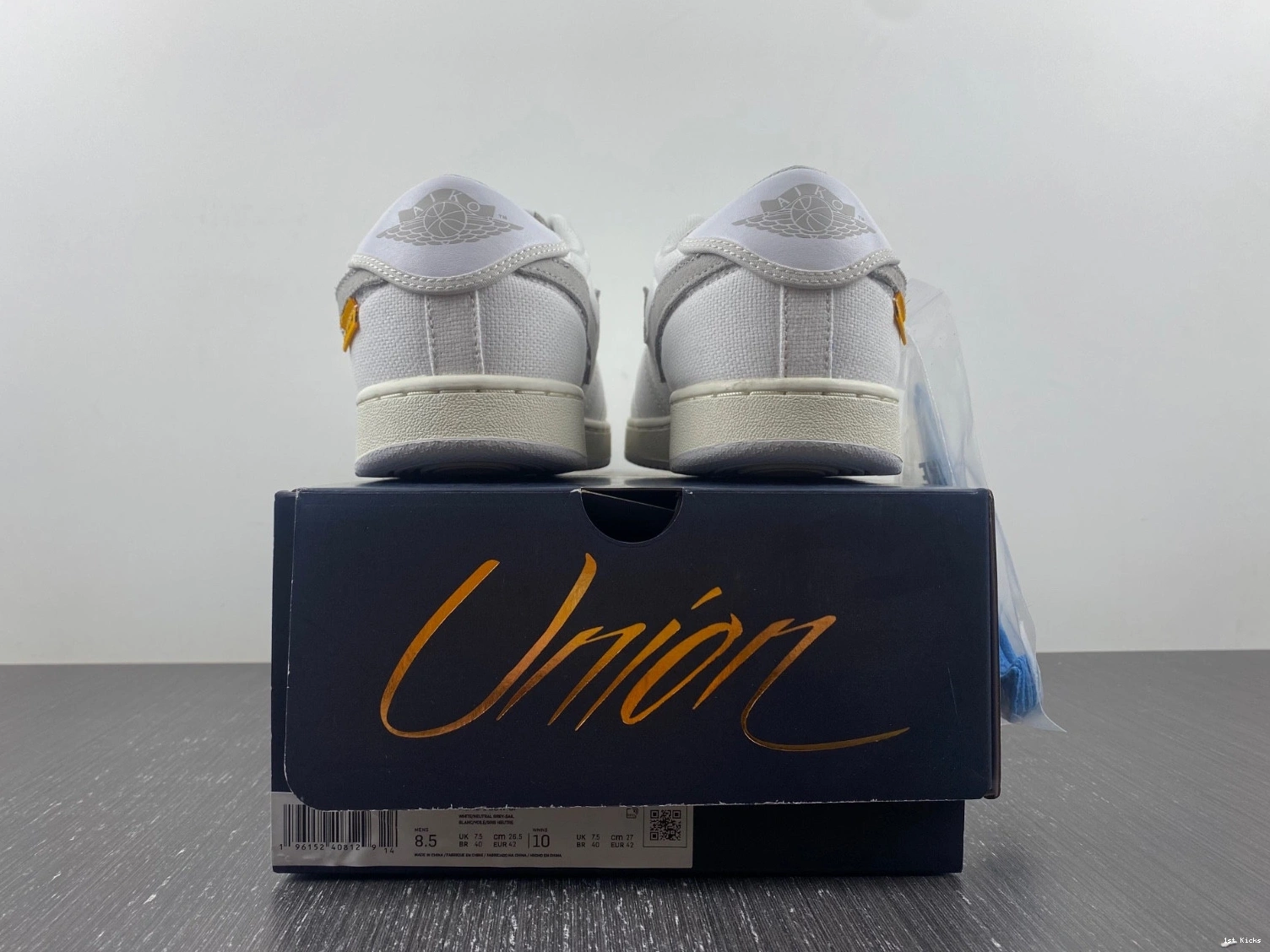 DO8912-101 Jordan Low SP AJKO  1 Retro White Canvas Union 1022